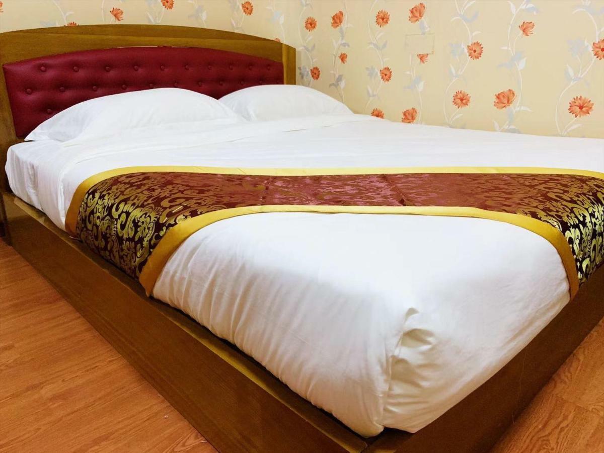 C & Y Hotel Yangon Extérieur photo