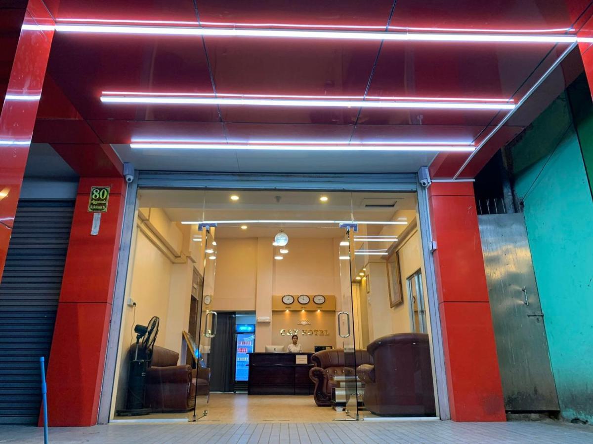 C & Y Hotel Yangon Extérieur photo